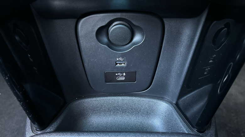 MINI Hatchback 135kW Cooper S Level 3 33kWh 3dr Auto Electric Hatchback